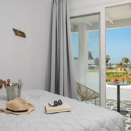 Glaronissi Beach Guest house