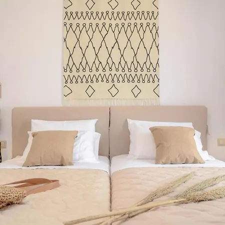 Glaronissi Beach Guest house