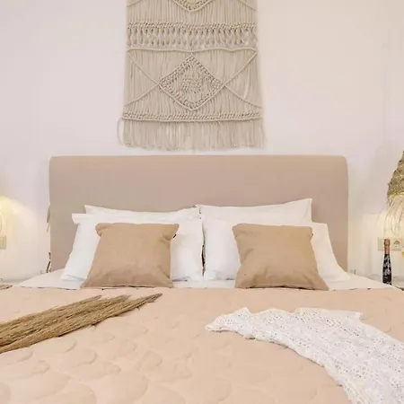 Glaronissi Beach Guest house Maragkas