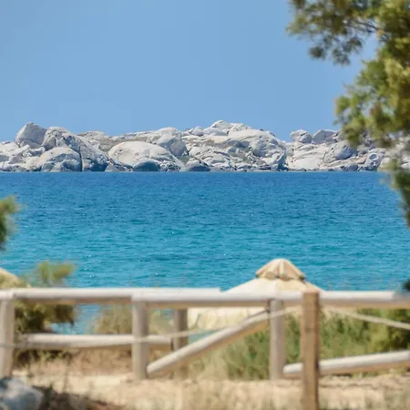 Glaronissi Beach Guest house Maragkas
