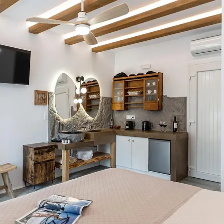 Guest house Glaronissi Beach 3*