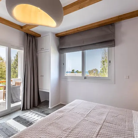 Glaronissi Beach Guest house Maragkas