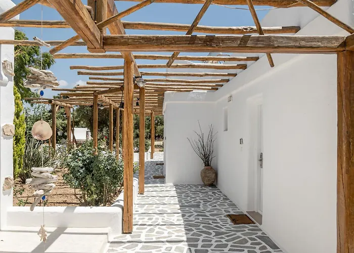 Glaronissi Vendégház